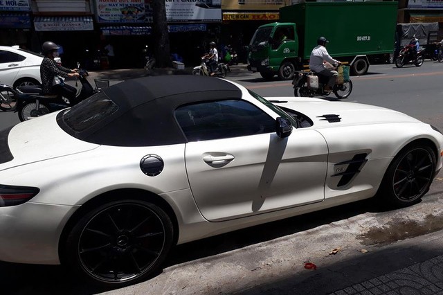 Mercedes-Benz SLS bac ty cua dai gia Trung Nguyen-Hinh-3